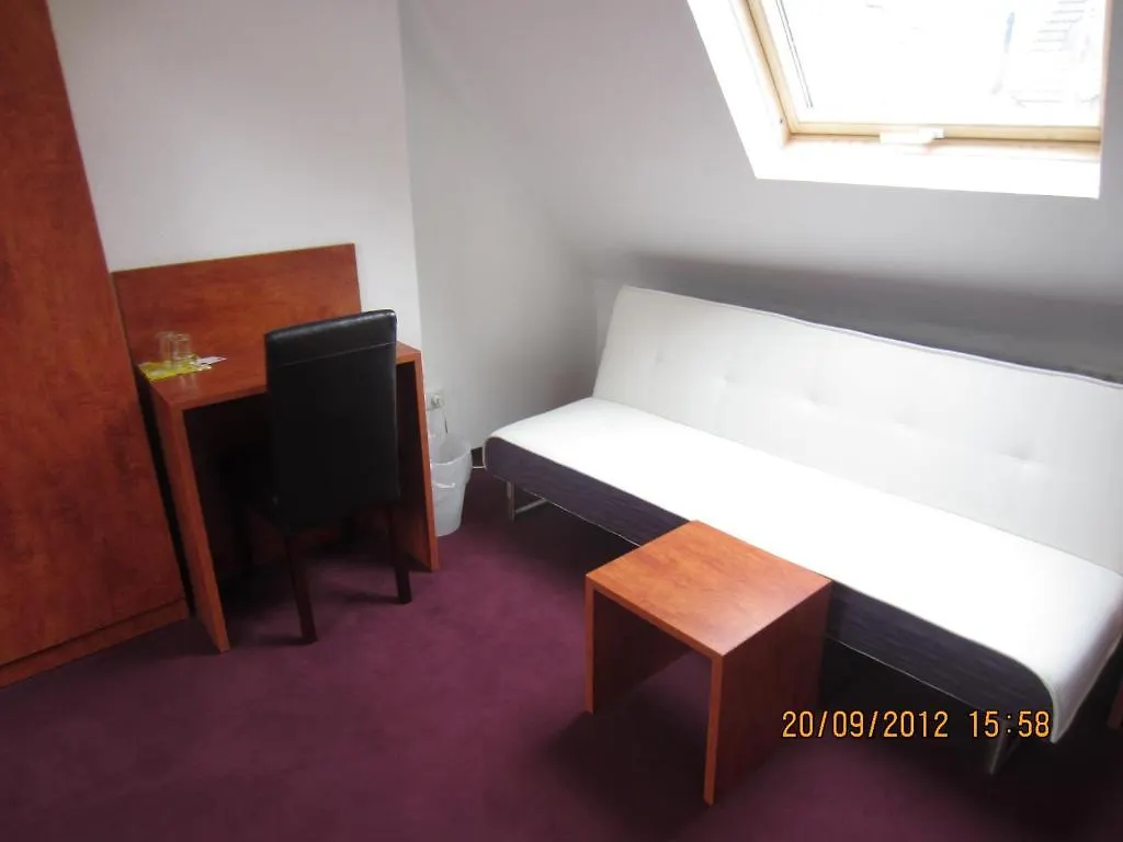 Altstadt Hotel Rheinblick Dusseldorf